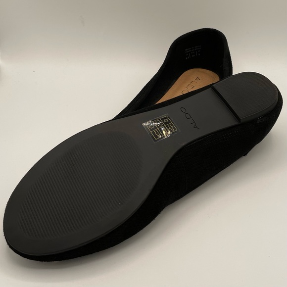 NWOT Aldo Black Size 8.5 Flats with Bow and Gold Detail - Picture 5 of 5